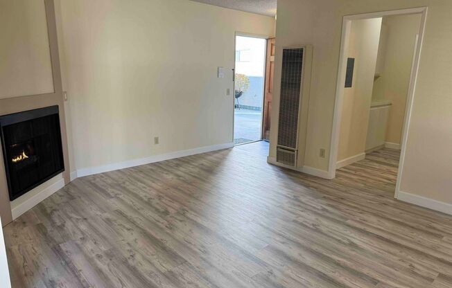 1 bed, 1 bath, 800 sqft, $2,150, Unit #204