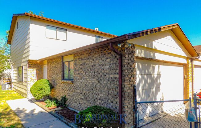 8261 South Ivy Drive