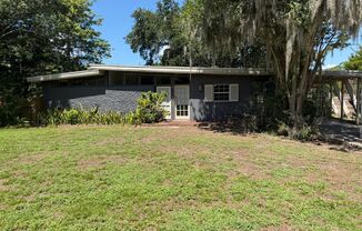 1227 COUNTRY CLUB DR