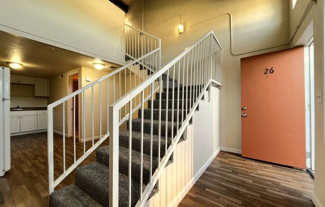 2 beds, 1 bath, 700 sqft, $945, Unit Unit 26