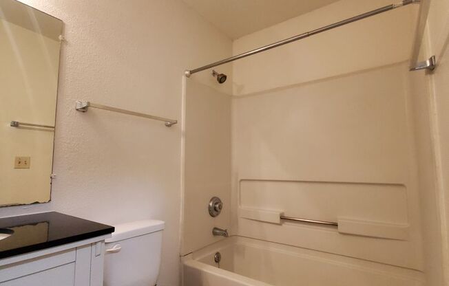 2 beds, 2 baths, $1,525