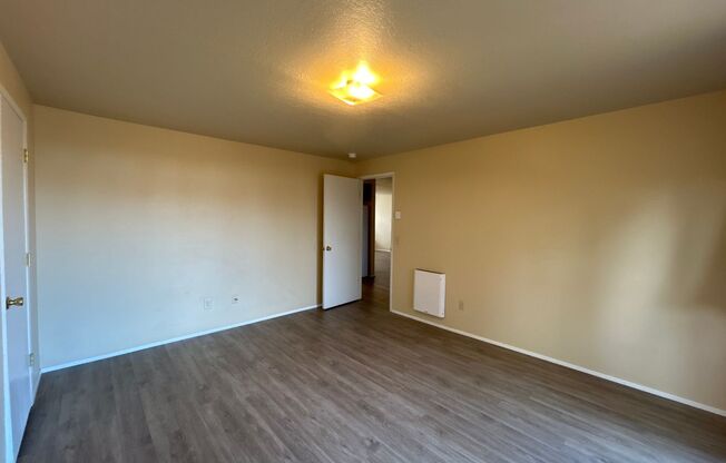 2 beds, 1 bath, $2,045