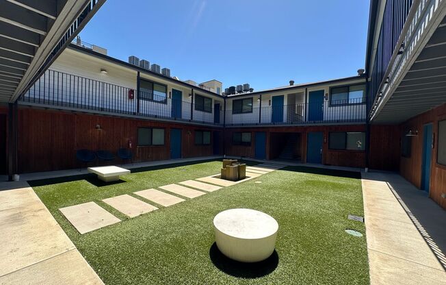 Venice Apartments