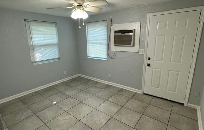 2118/2120 Brooklyn Rd.