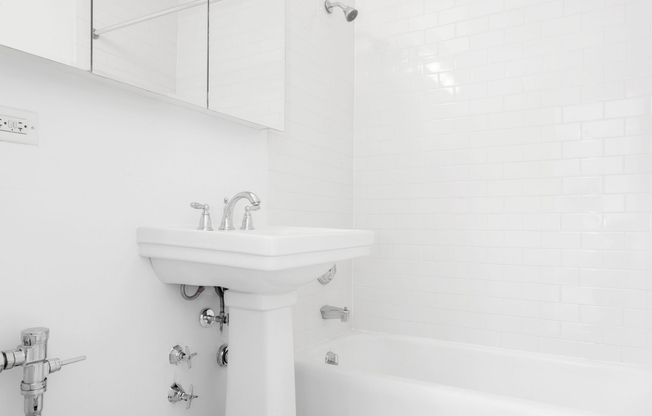 Studio, 1 bath, 432 sqft, $2,146.15