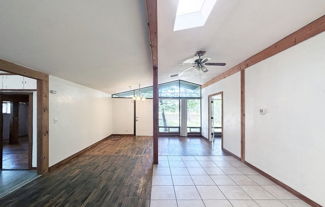 3817 E AMAZON DR
