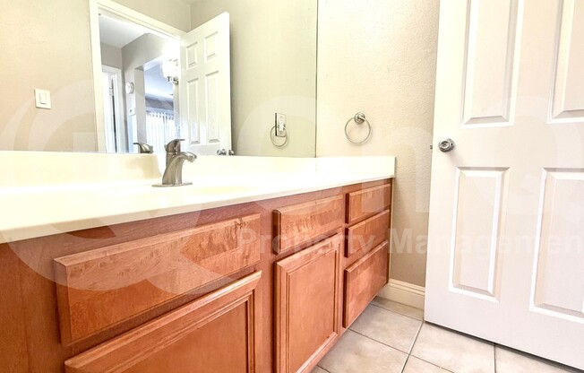 1 bed, 1 bath, 960 sqft, $1,549, Unit 218