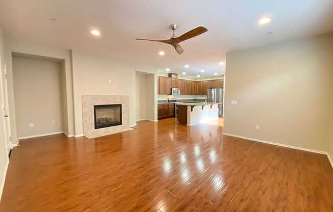 Beautiful 5 Bedroom/3 Bath Oceanside Home in Dixie Village