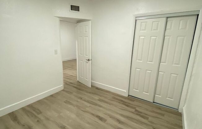 2 beds, 1 bath, $2,400, Unit 169-1