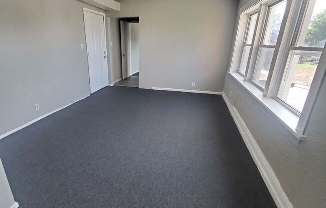2214-2220 W Hopkins St. (8 Unit)