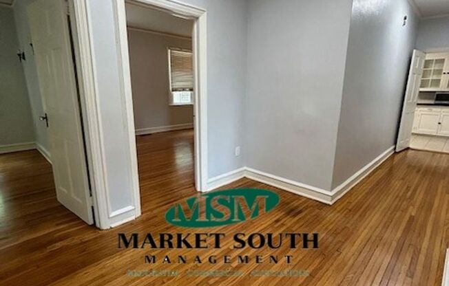 3 beds, 1 bath, $1,925, Unit Lower