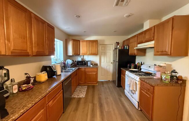 5BD 3 BA with a Great Yard!