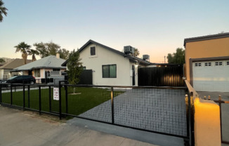 1009 N 9 ST