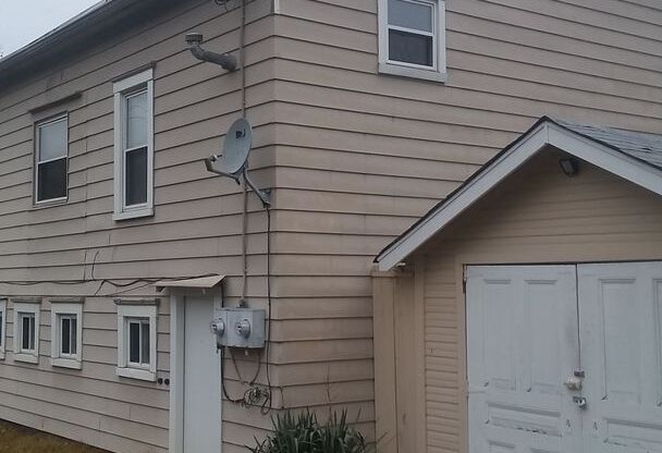 809 Watson Street