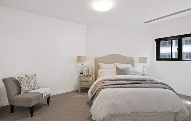 Gorgeous Bedroom at M Apartments, Washington