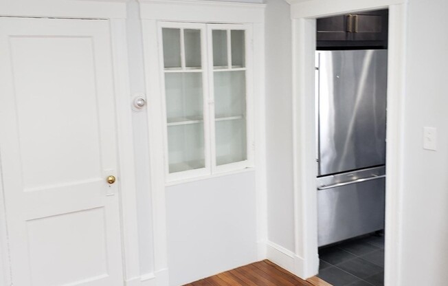 1 bed, 1 bath, 800 sqft, $2,275, Unit 41B