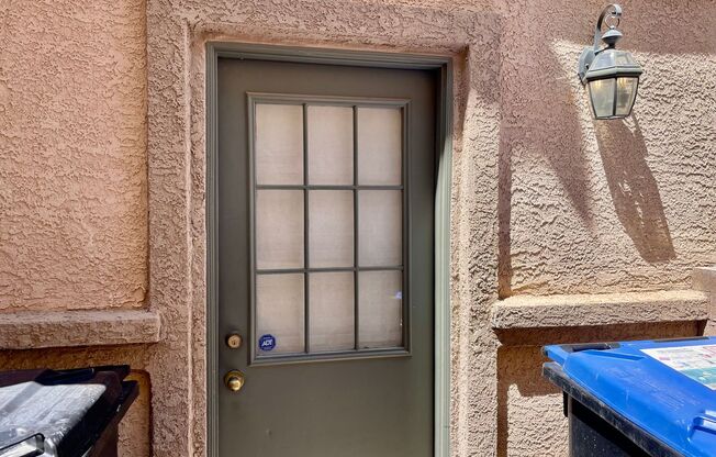3 beds, 2 baths, $1,800