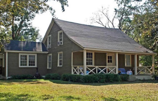 2 Bedroom/1 Bathroom Unit off Macon Highway