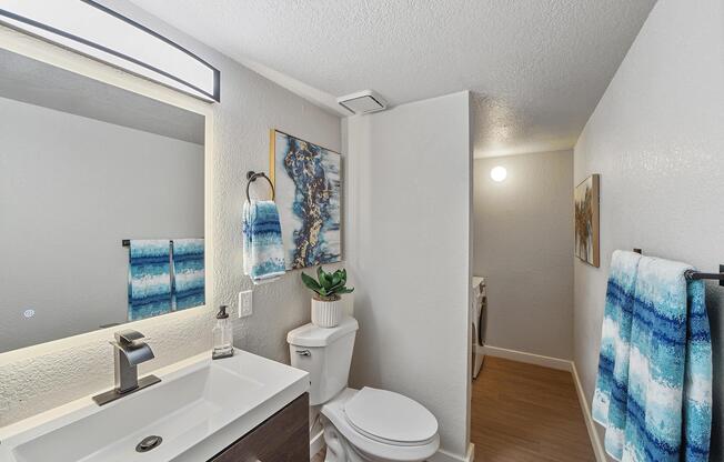 2 beds, 1.5 baths, 856 sqft, $1,895