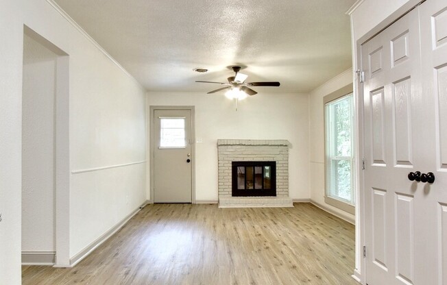 818 BLOSSOM RD
