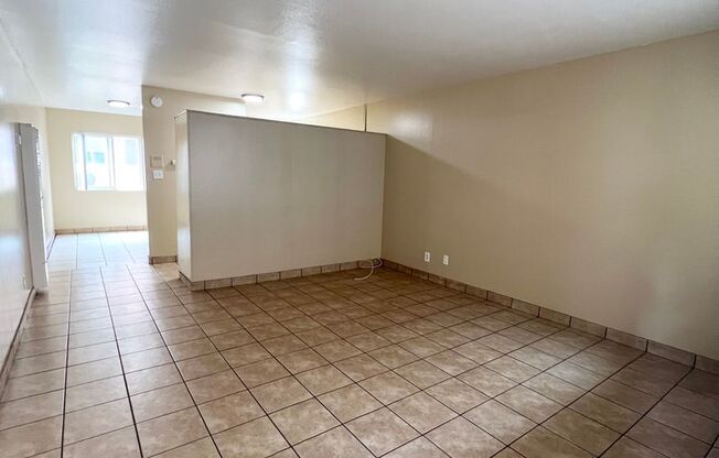 Studio, 1 bath, 500 sqft, $1,550, Unit 121