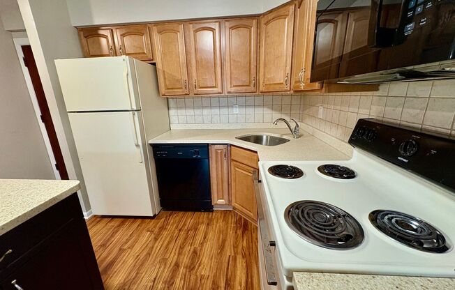 1 bed, 1 bath, $1,350, Unit Unit 111