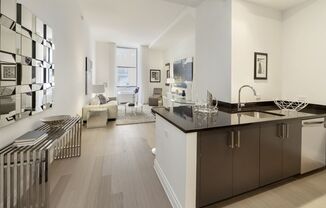 Studio, 1 bath, 689 sqft, $4,501, Unit 717