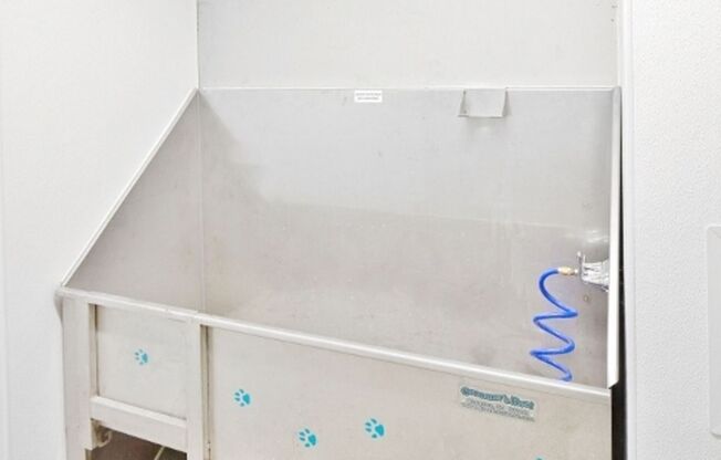 Studio, 1 bath, $1,275, Unit 202