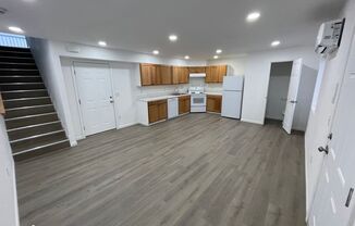 3 beds, 1.5 baths, $1,795, Unit Unit B