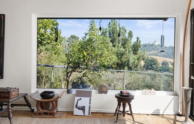 Fully Furnished: Mid-Century w/views of Griffith Observatory in the Hollywood Hills!