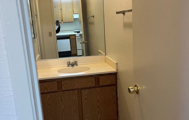 1 bed, 1 bath, $1,595, Unit 2