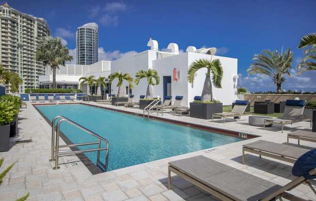 VU New River - Rooftop Sparkling Pool with Lounge Chairs