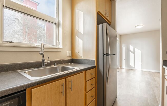 Studio, 1 bath, 543 sqft, $1,209, Unit B108