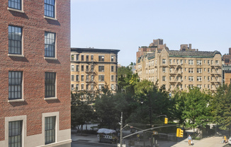 175 W 12 ST