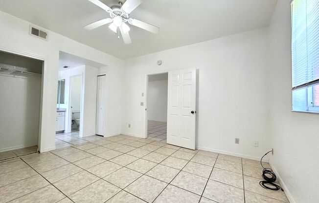 2 beds, 2 baths, 1,087 sqft, $1,450, Unit 1109 Unit 3