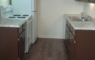 1 bed, 1 bath, 561 sqft, $1,000, Unit 204