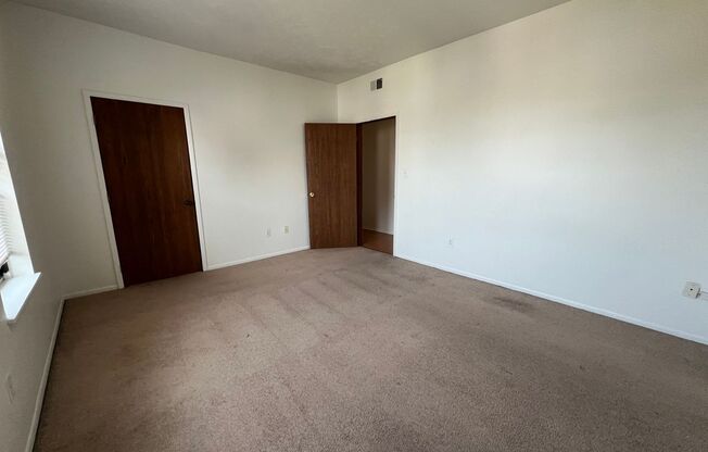 3 beds, 1 bath, 810 sqft, $2,190, Unit 732 S. Millvale Ave. #A7