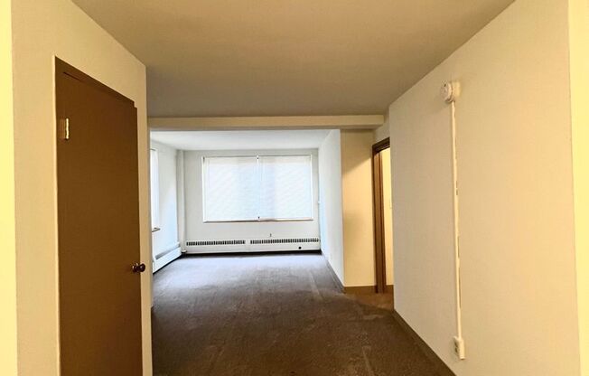 Studio, 1 bath, 320 sqft, $850, Unit # M005