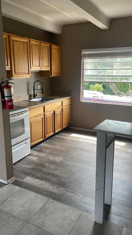 5261 Alhambra Dr