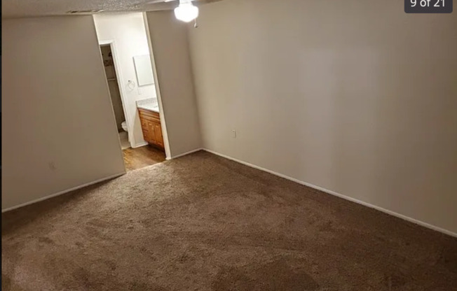 1 bed, 1 bath, $1,000, Unit Unit 1 Master