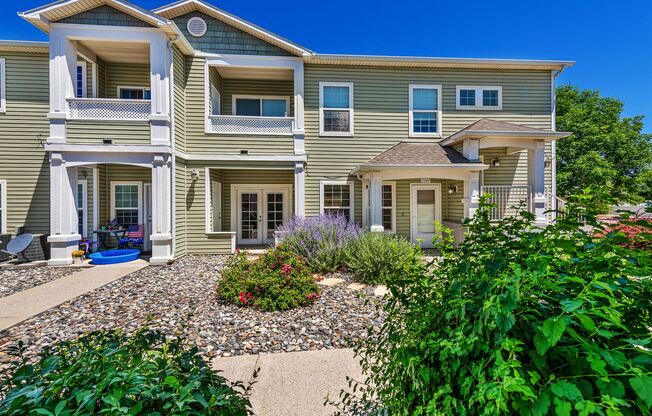 Welcome to 623 Canyon Vista Way Unit 1101 – Where Comfort Meets Convenience