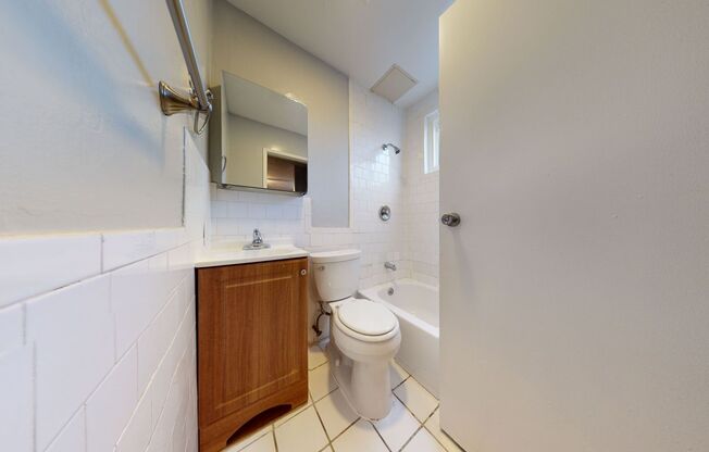 1 bed, 1 bath, 418 sqft, $1,650, Unit 14