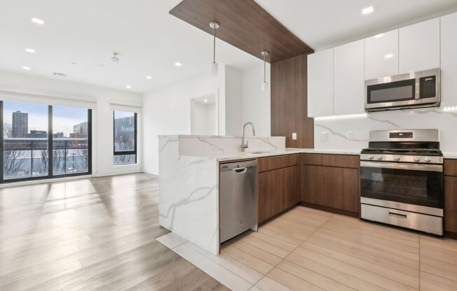 2 beds, 2 baths, 980 sqft, $2,850, Unit 302