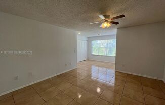 2 beds, 2 baths, $1,950, Unit Unit #128