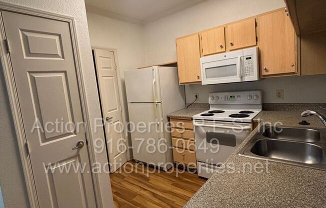 2 beds, 2 baths, $2,000, Unit # 1516