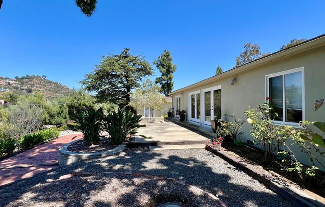 House On Top of the Hill with Gorgeous 360 Views, Tons of Square Footage and Pool w/Large Sundeck