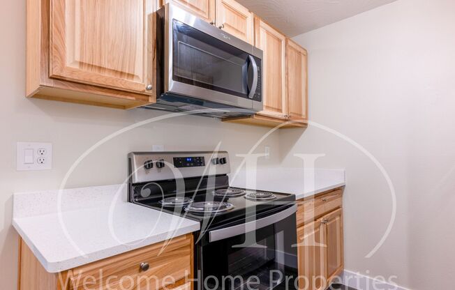 1 bed, 1 bath, 534 sqft, $1,145, Unit 1200 Broadway, Apt A