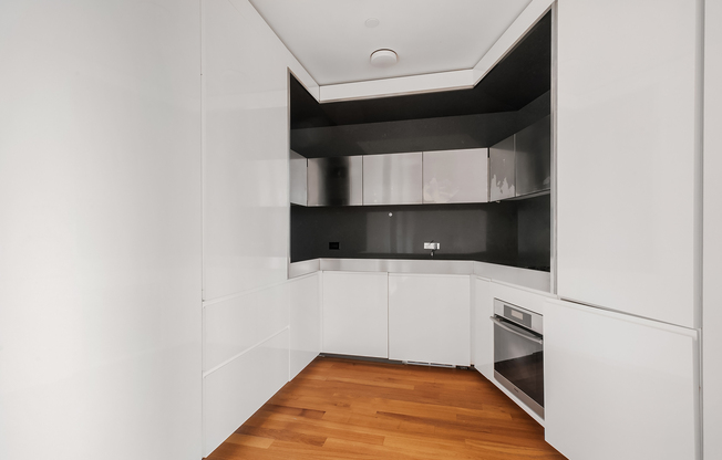 2 beds, 2 baths, 1,273 sqft, $8,200, Unit 35I