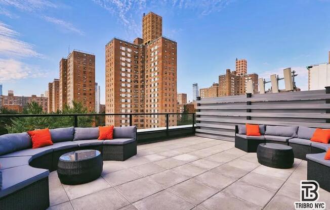 3 beds, 1 bath, $4,850, Unit 2B