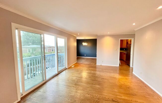 2BR / 2BA w/ Garage, Outdoor Space, In unit Laundry -  in the desirable Corona Heights, Castro neighborhood! Close to everything!  PROGRESSIVE